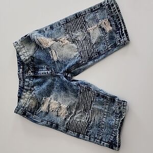 Men's Trillnation Ripped Shorts - Size 32